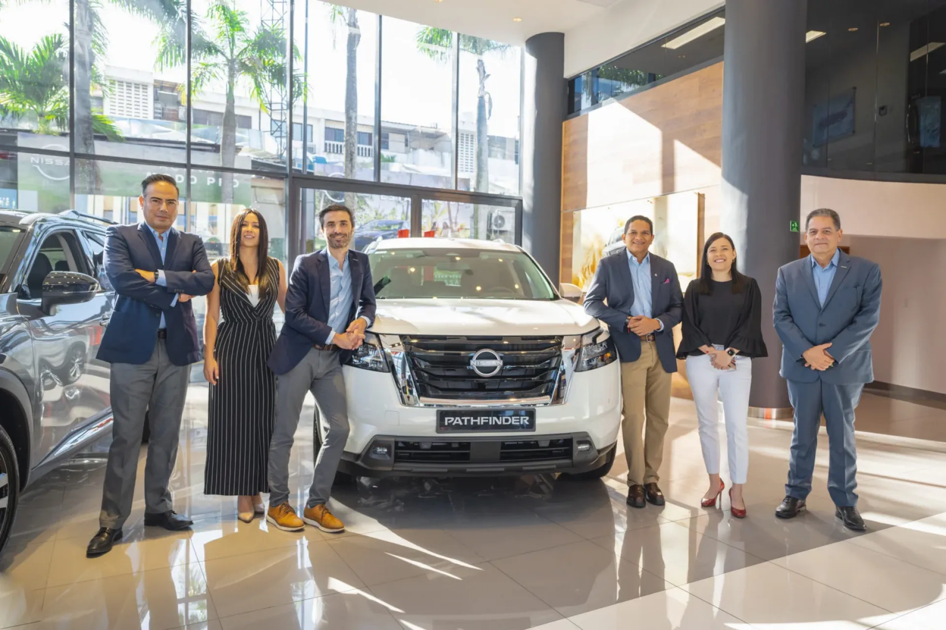 Santo Domingo Motors unveils the new generation of Nissan Pathfinder and X-Trail